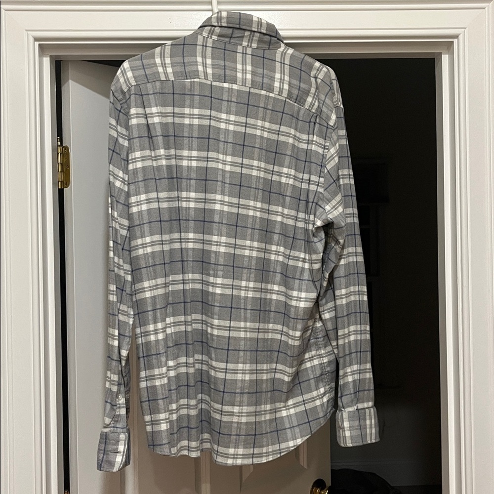 Faherty button down flannel - image 3